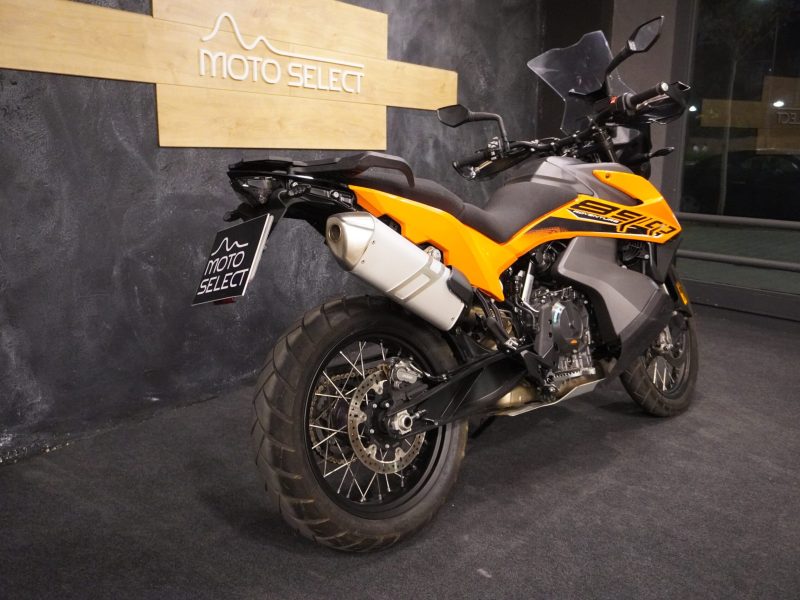 KTM 890 ADVENTURE